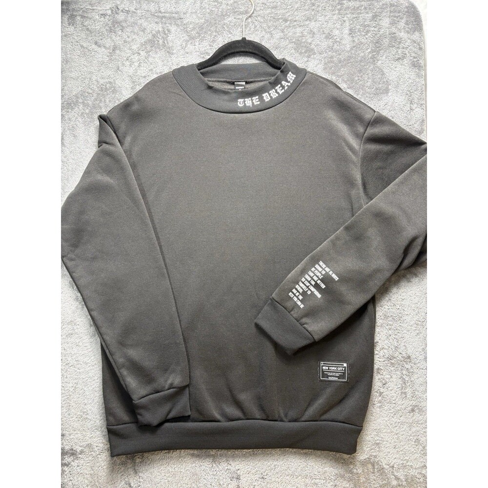 MANFINITY Black Pullover Sweatshirt, Crew Neck Long Sleeve Graphic Logo, M
